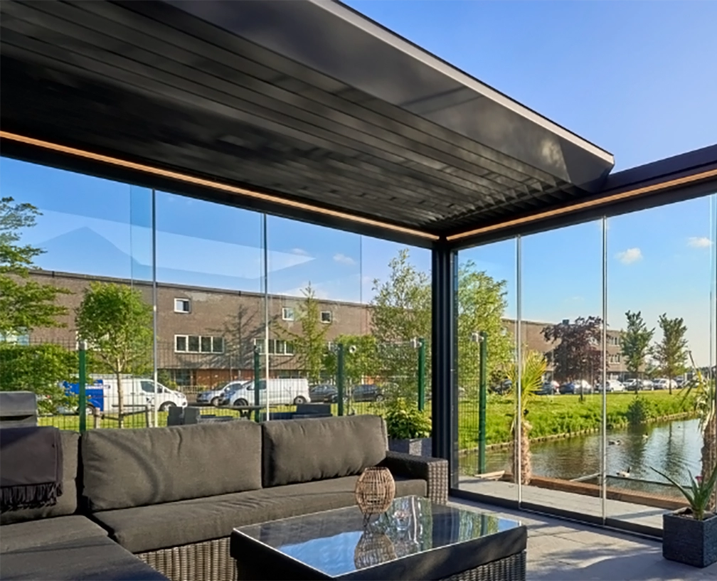 Opolskie tarasy pergola z dachem zsuwanym